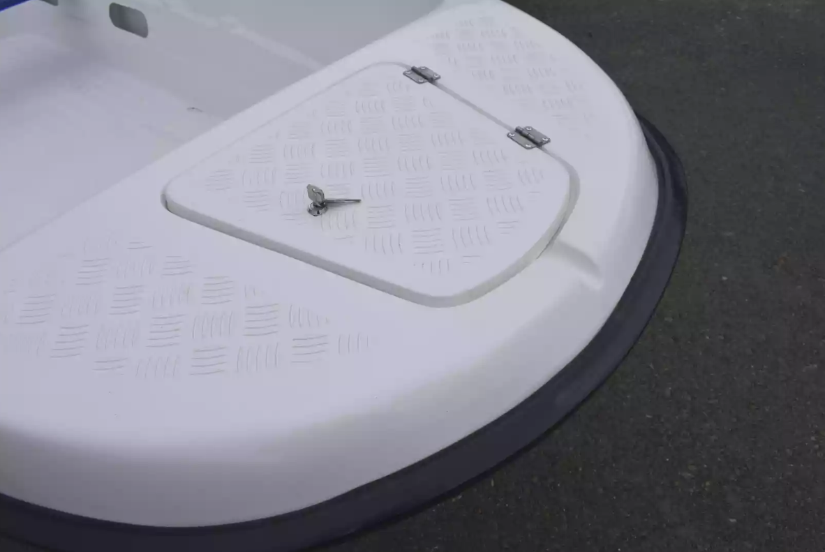 Стеклопластиковая лодка Пингвин New (тримаран) в Ульяновске