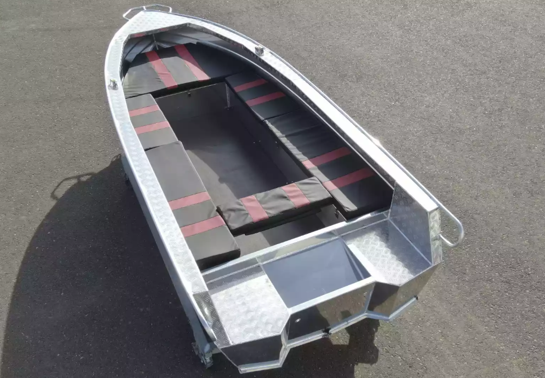 Алюминиевая лодка Wyatboat-390РМ увеличенный борт в Ульяновске