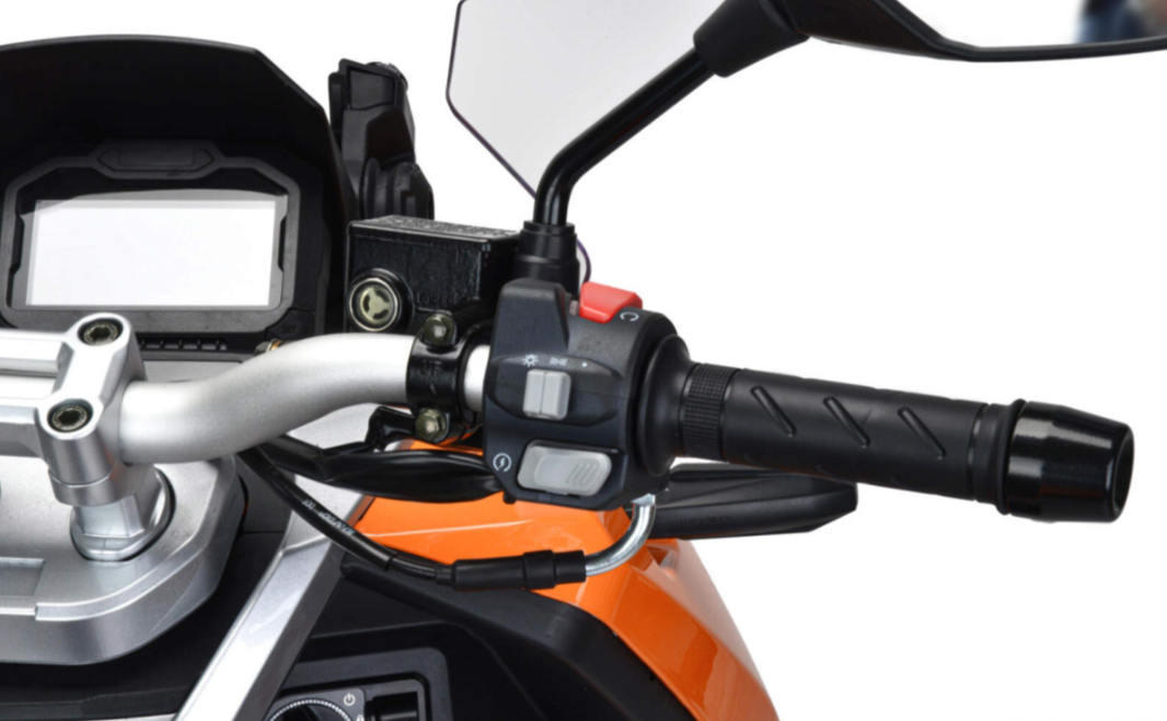 Скутер MOTOLAND (МОТОЛЕНД) T-MAX 150 в Ульяновске