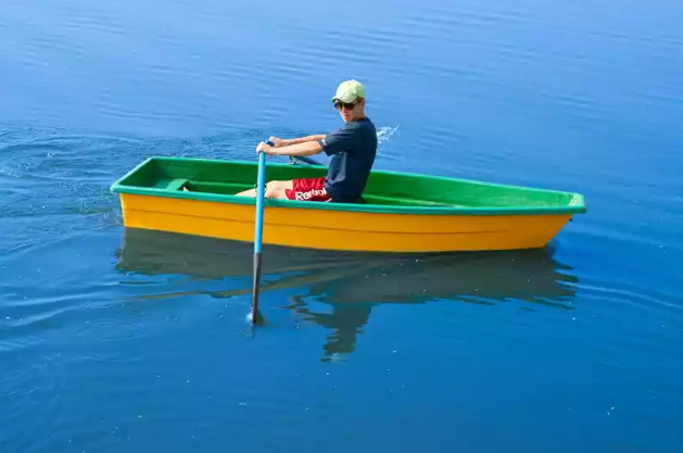 Стеклопластиковая лодка Малютка в Ульяновске