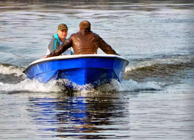 Стеклопластиковая лодка Wyatboat 430 тримаран в Ульяновске