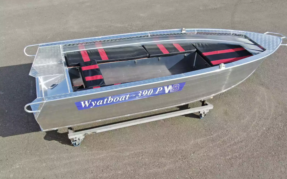 Алюминиевая лодка Wyatboat-390РМ увеличенный борт в Ульяновске