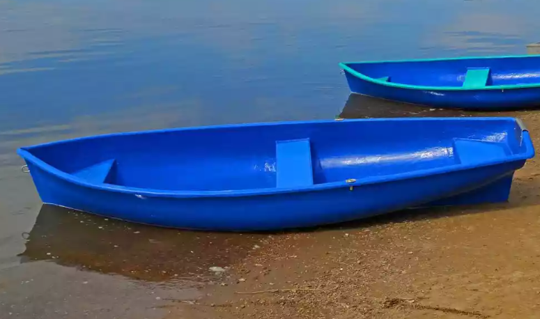 Стеклопластиковая лодка Омуль в Ульяновске