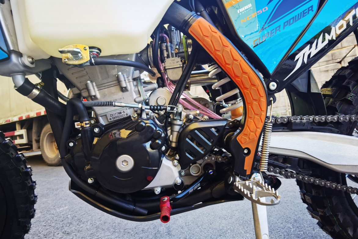 Мотоцикл JHLMOTO JHL Z7 NC250S (177MM-A) в Ульяновске