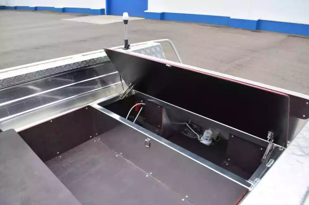 Алюминиевая лодка Wyatboat-390 DCM Увеличенный борт в Ульяновске