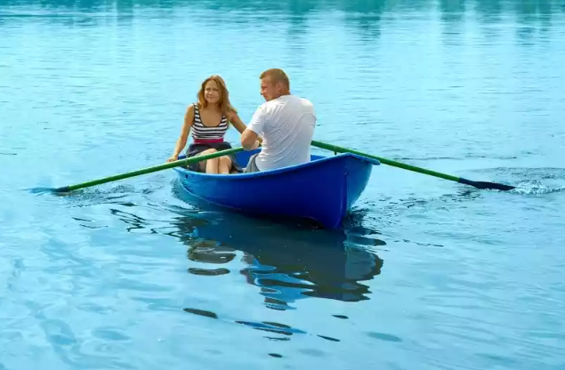 Стеклопластиковая лодка Дельфин в Ульяновске