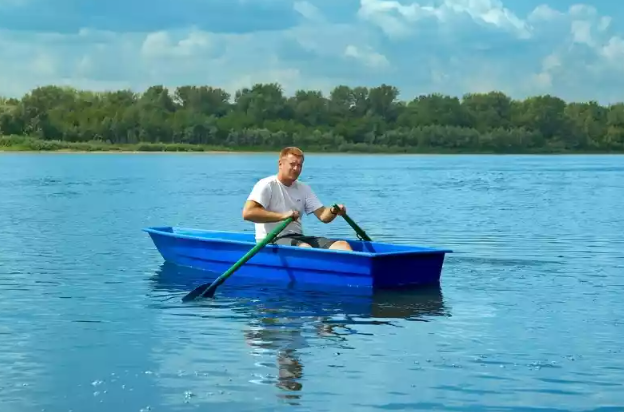 Стеклопластиковая лодка Малютка в Ульяновске