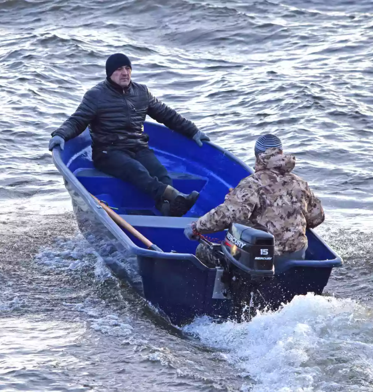 Стеклопластиковая лодка Neman-340 (тримаран) в Ульяновске