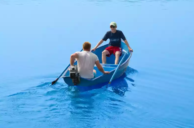 Стеклопластиковая лодка Омуль в Ульяновске