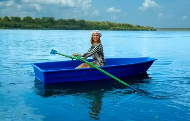 Стеклопластиковая лодка Малютка в Ульяновске