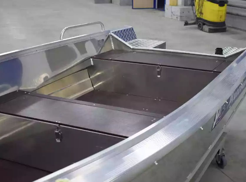 Алюминиевая лодка  Wyatboat-430 Р в Ульяновске