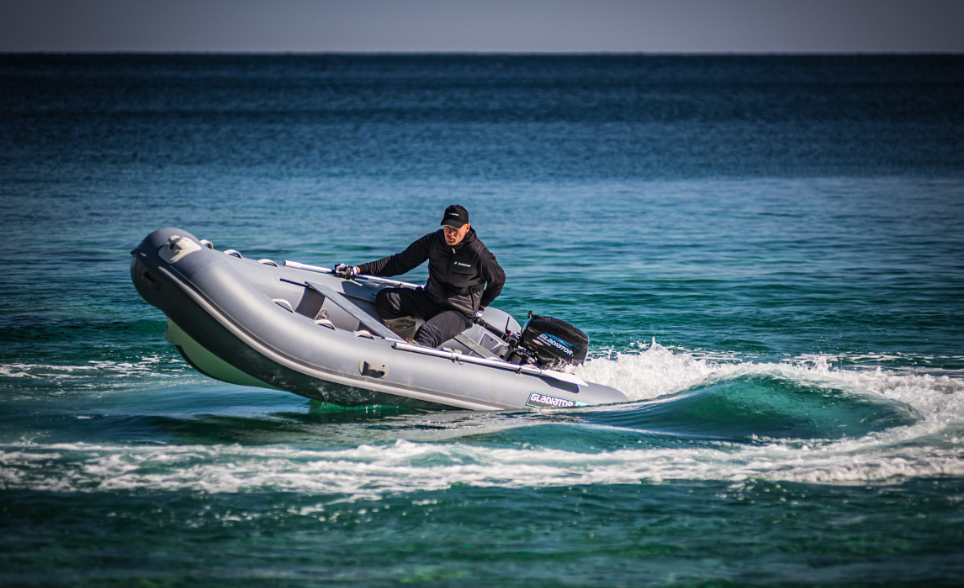 Лодка GLADIATOR RIB380AL в Ульяновске