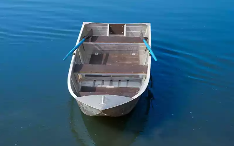 Алюминиевая лодка Вятка-Профи 37 в Ульяновске