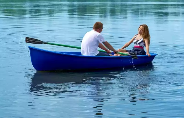 Стеклопластиковая лодка Дельфин в Ульяновске