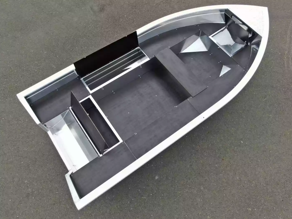 Алюминиевая лодка  Неман-420 в Ульяновске