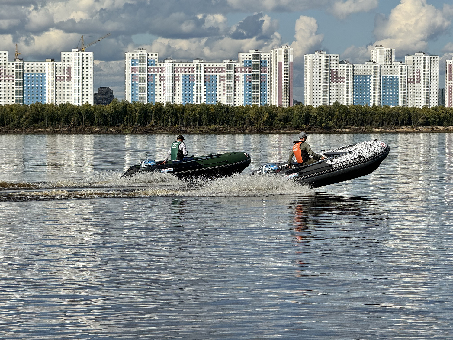 Лодка MISHIMO BIG FLOOR 440 в Ульяновске