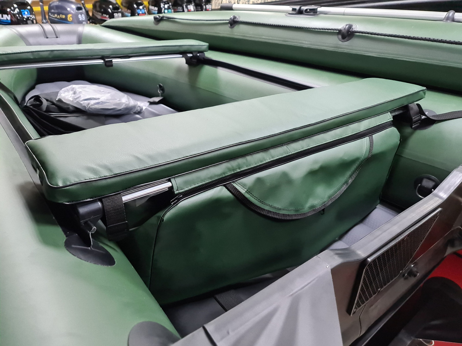 КОМПЛЕКТ МЯГКИХ НАКЛАДОК С СУМКОЙ ДЛЯ ЛОДОК 110Х20 ЗЕЛЕНЫЙ в Ульяновске