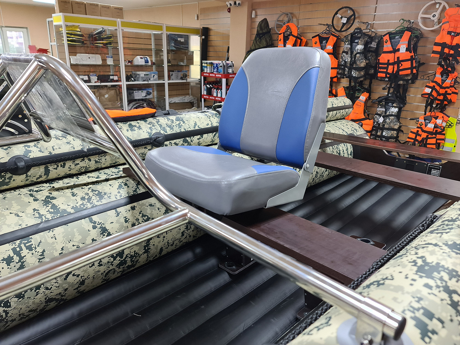 КРЕСЛО МЯГКОЕ РАСКЛАДНОЕ С ПОВОРОТНЫМ МЕХАНИЗМОМ ДЛЯ ЛОДОК в Ульяновске