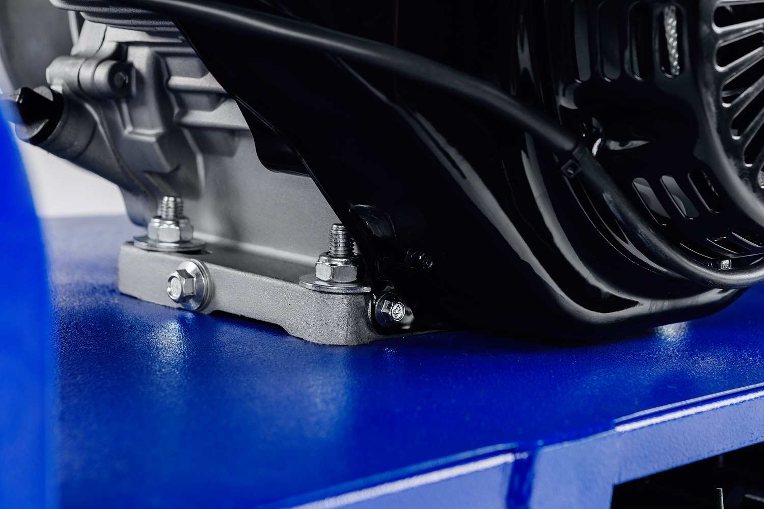 Мотобуксировщик SNOW DOG 17 с эл. запуском (DINKING) в Ульяновске