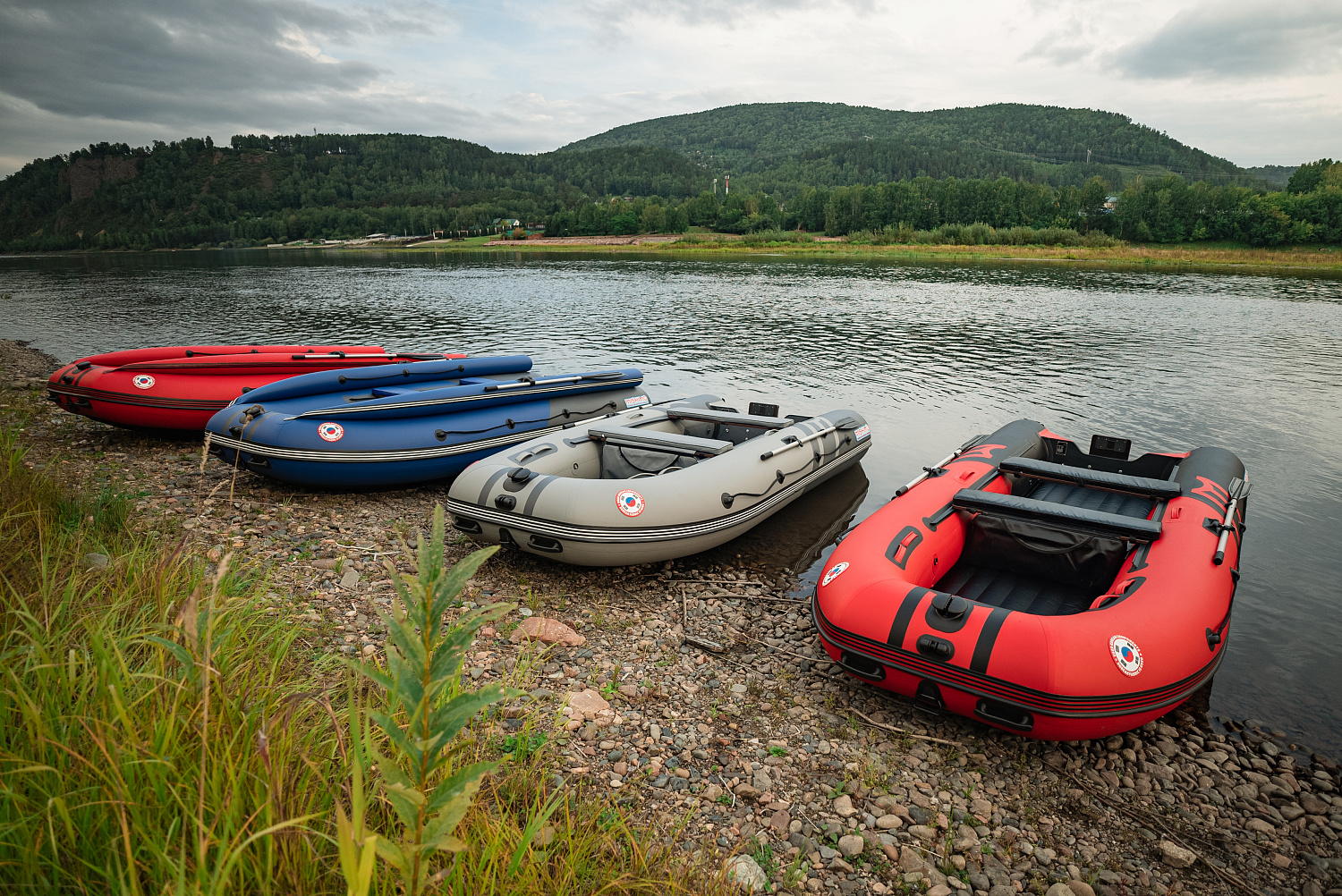 Лодка MISHIMO RIVER FJET PRO 430  под водомет в Ульяновске